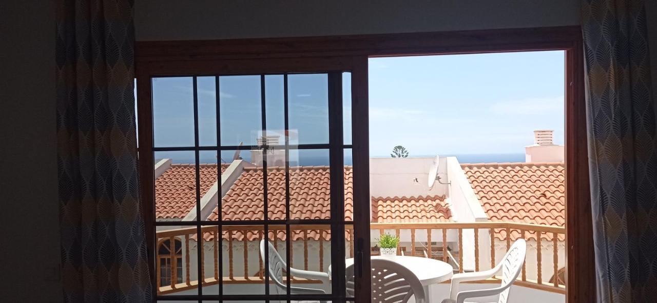 Hc Home Abroad Costa Adeje Екстериор снимка
