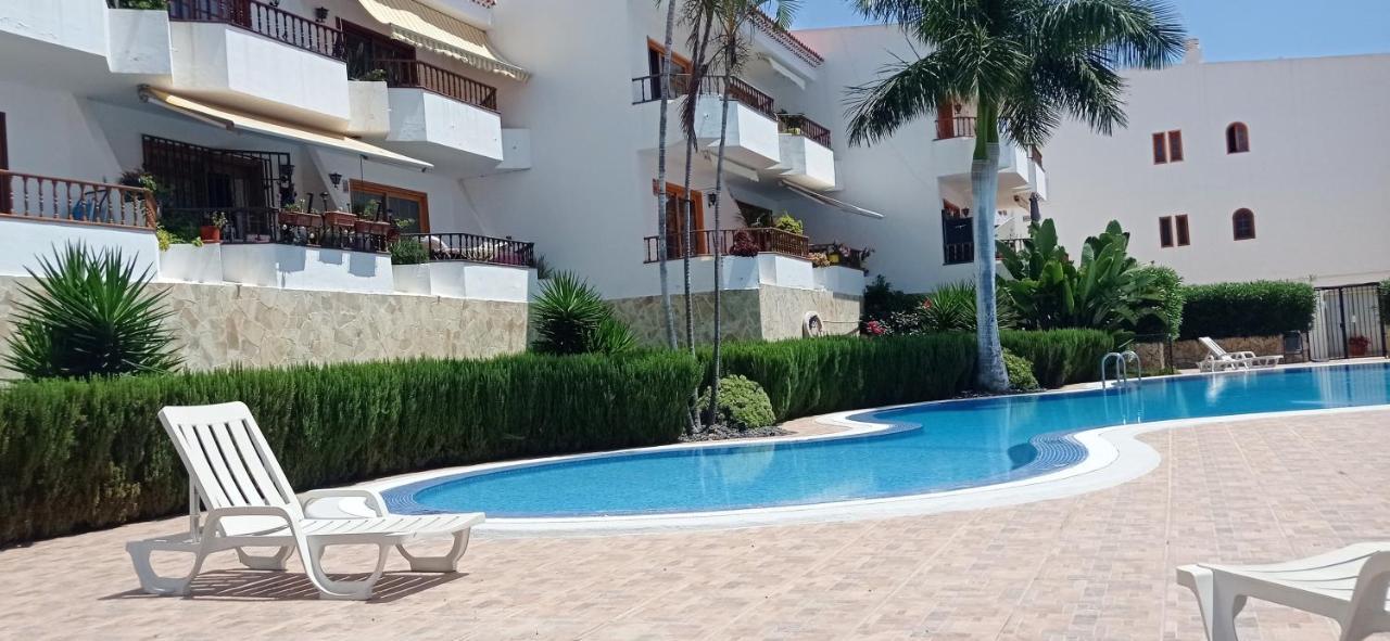 Hc Home Abroad Costa Adeje Екстериор снимка