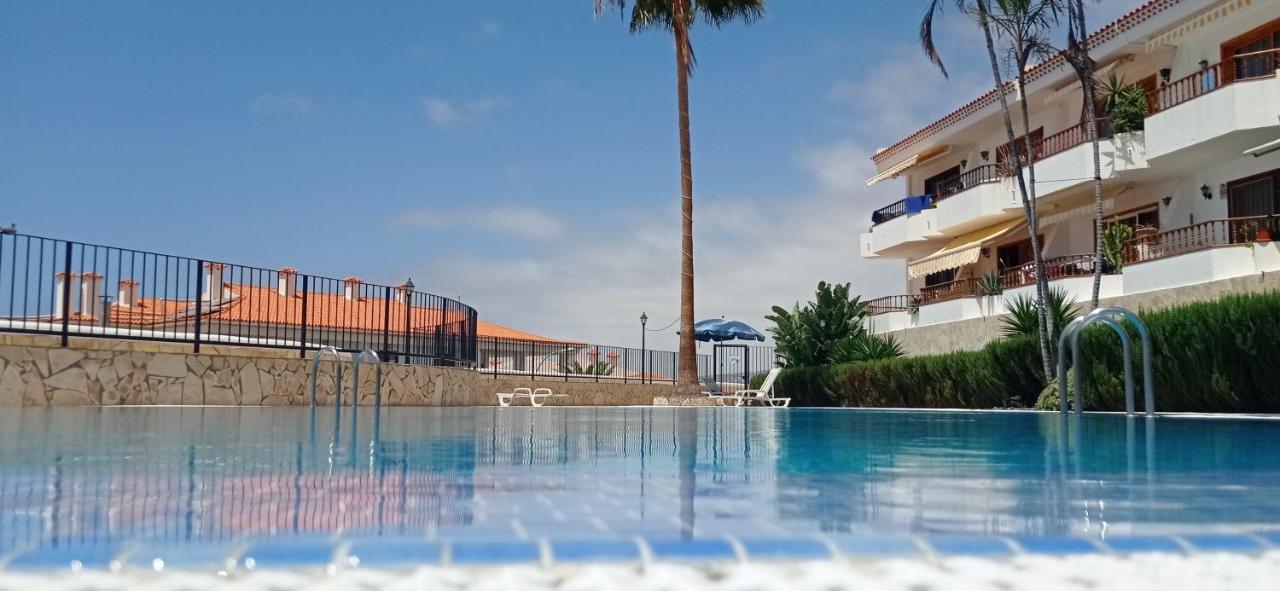 Hc Home Abroad Costa Adeje Екстериор снимка